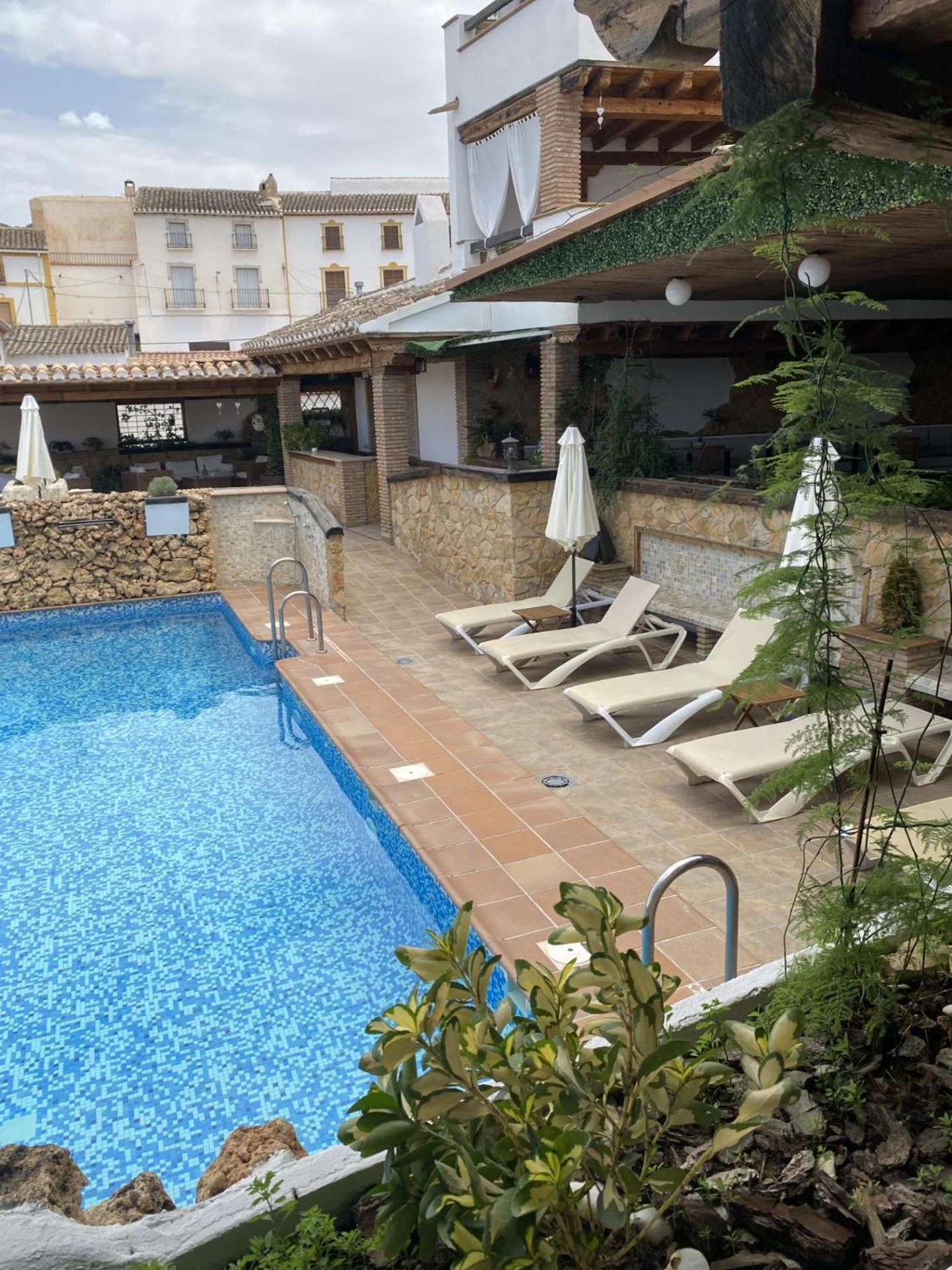 Alhanda Apartahotel Benamaurel Exterior photo